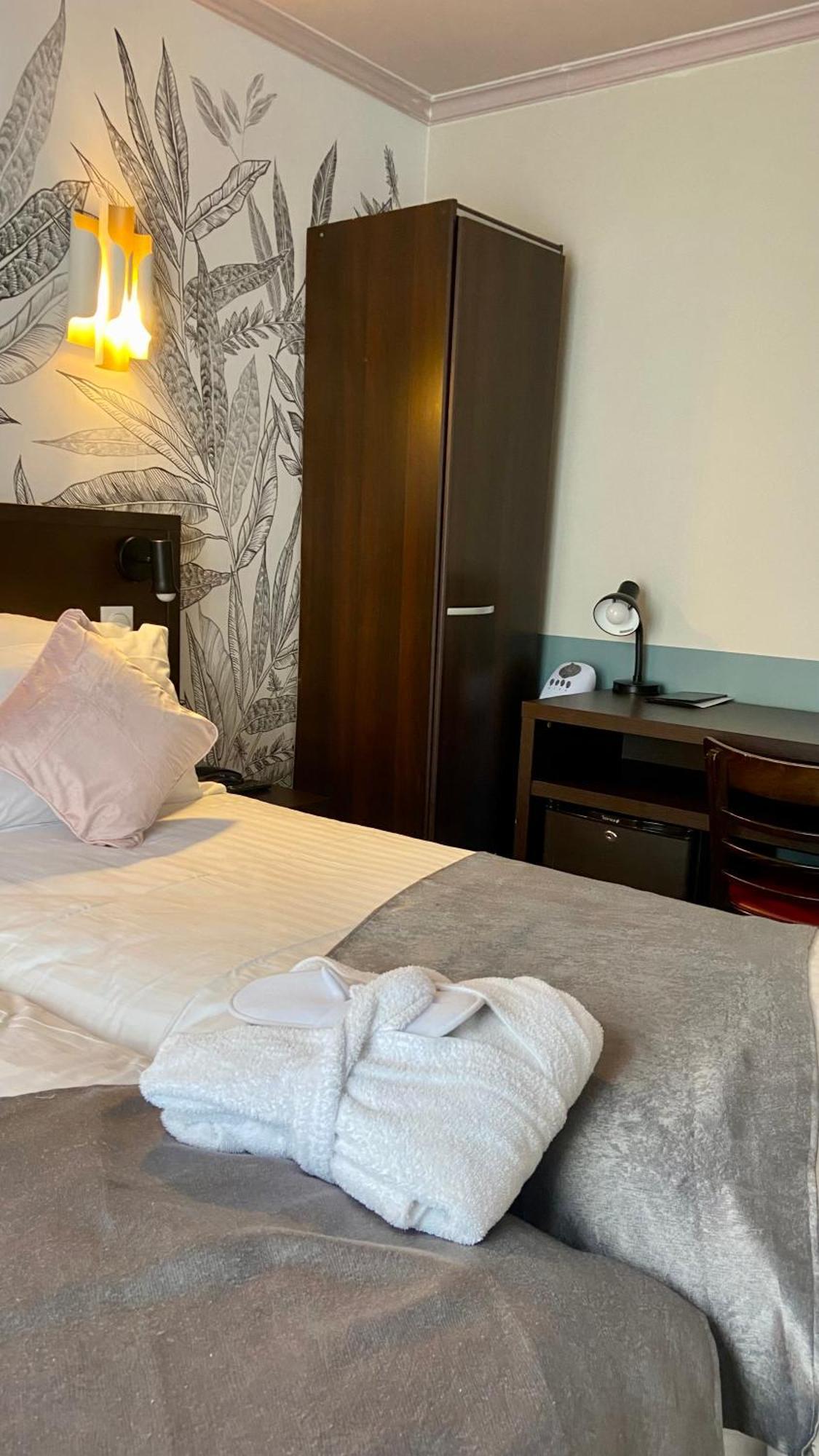 Amadeus Hotel París
